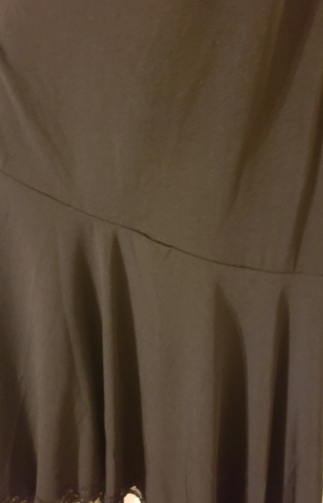 Women's Formal Dress. FIfilles de Paris - Picture 6 of 8